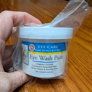 Eye Wash Pads for Kids - White